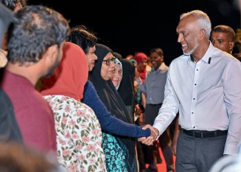 އއ. އަތޮޅުގެ ރަށްތަކަށް ކުރެއްވި ދަތުރުފުޅު ނިންމަވާލެއްވުމަށްފަހު ރައީސް މާލެ ވަޑައިގެންފި