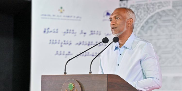 އެންމެ އިސްކަންދެނީ މަކުނުދޫ އެއަރޕޯޓް މަޝްރޫޢަށް: ރައީސް މުޢިއްޒު