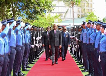 ފުލުހުން ކުރަމުންދާ ބުރަ މަސައްކަތް ފާހަގަކުރައްވައި ރައީސް ޝުކުރު އަދާކުރައްވައިފި