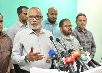 އެމްޑީޕީން ހަމަޖެހުން ނަގާލުމަށް ހިންގާފައިވާ ޢަމަލުތައް ކުށްވެރިކޮށް ޤާނޫނީ ފިޔަވަޅު އެޅުމަށް ގޮވާލައިފި