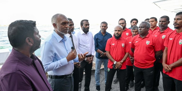 ޤައުމީ ޓީމަށް ރައީސް ހިތްވަރު ދެއްވައިފި