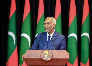 ޤައުމުގެ ސިޔާދަތާއި މިނިވަންކަން ހިމާޔަތްކޮށް ޖީލުތަކަށް ފޯރުކޮށްދިނުމަކީ ފަޚުރެއް ކަމުގައި ހަދަންޖެހޭ- ރައީސް