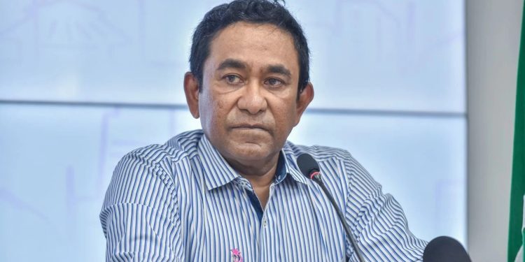 ސިޔާސީ މަސްރަހުގައި އެންމެ މަގުބޫލު ލީޑަރަކީ ޔާމީން  – ބާނި ސާވޭ
