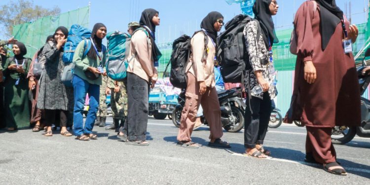 ވަޠަނީ ޚިދުމަތުގެ ދެވަނަ ބުރުގެ ތަމްރީނަށް ޒުވާނުން މާފިލާފުށްޓަށް ފުރައިފި