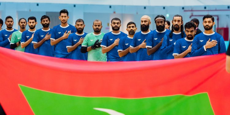 ގައުމީ ފުޓްސަލް އަދި ފުޓްބޯޅަ ޓީމަށް ރައީސްގެ ފަރާތްޕުޅުން އެއް މިލިއަން ރުފިޔާގެ ބޯނަހެއް