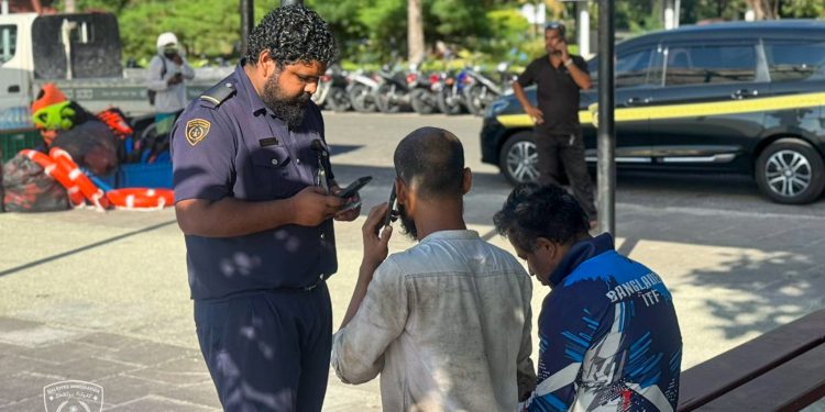 ކުދި ވިޔަފާރިތަކުން ބިދޭސީން ގެންނަން ދައްކަންޖެހޭ ކޯޓާ ފީ ސަރުކާރުން އުނިކޮށްފި