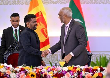 ރައީސް މުއިއްޒު އަންނަ މަހު ލަންކާއަށް