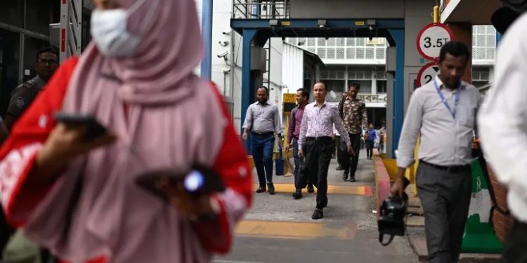 ބަންގްލަދޭޝްގައި ހިމަބިހި ފެތުރި 98 ކުޑަކުދިން މަރުވެއްޖެ