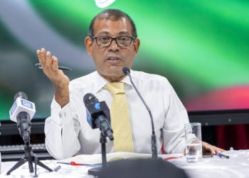 40 ޕަސެންޓް ޑޮލަރު މާރުކުރަން މަޖުބޫރުކުރުމަކީ ނުރައްކަލެއް: ނަޝީދު
