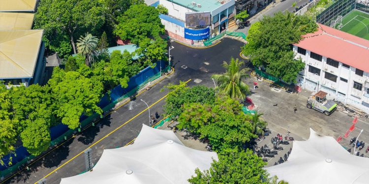 އަމީނީމަގުގައި އަލުން ތާރުއެޅިބައި އާދިއްތަ ދުވަހު ހުޅުވަނީ