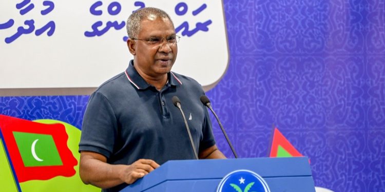 ޖުނައިދުގެ މައްޗަށް ކޮރަޕްޝަންގެ ދައުވާކުރަން ފޮނުވަނީ