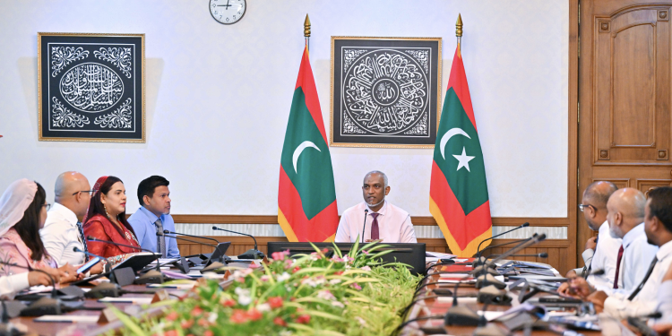 ޤައުމީ އިޙުތިރާމް އަދާކުރުމުގެ ދުވަހެއް ފާހަގަކުރަނީ