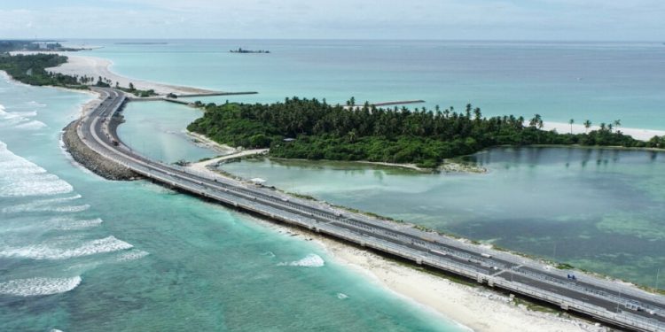 ފެންބޮޑުވުމުގެ ސަބަބުން އައްޑޫ ލިންކުރޯޑު ބޭނުން ނުކުރަން އެދިއްޖެ