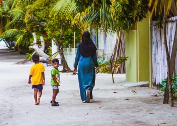 ކުޑަކުދީންނަކީ އަގުހުރި އަމާނާތެއް، ރައްކާތެރިވުމަކީ ވާޖިބެއް: ހުކުރު ޚުޠުބާ
